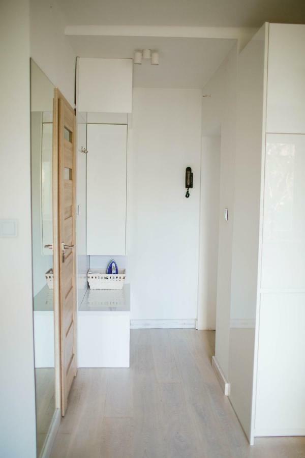 Flat White Apartament Pultuskアパートメント エクステリア 写真
